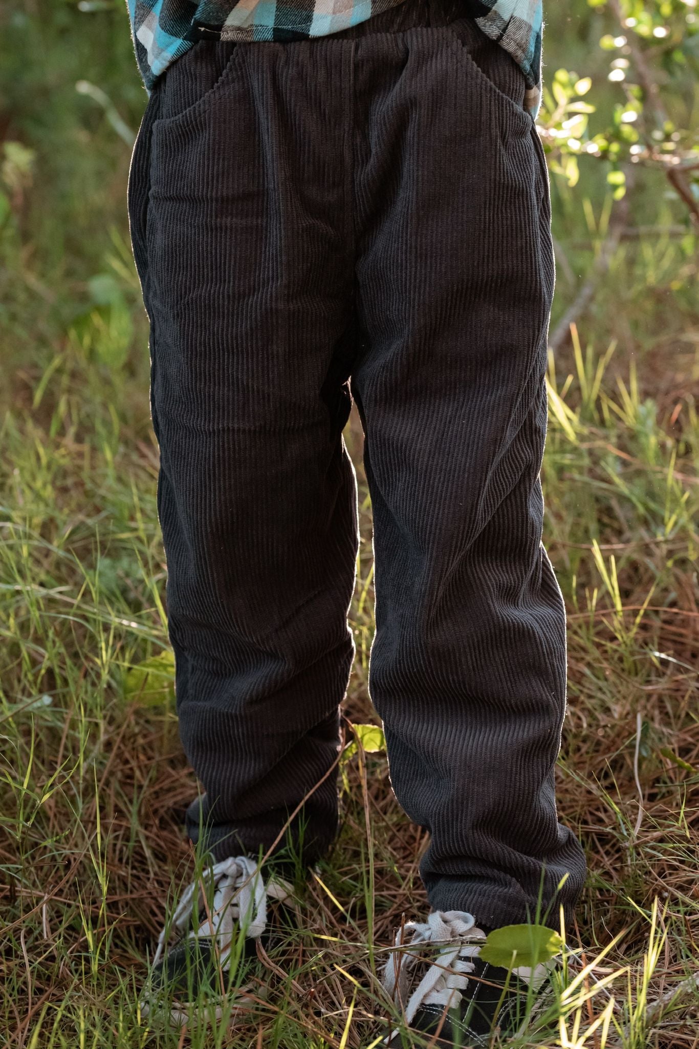 Pantalón en pana gris forrado