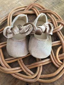 Merceditas en Velvet Gris