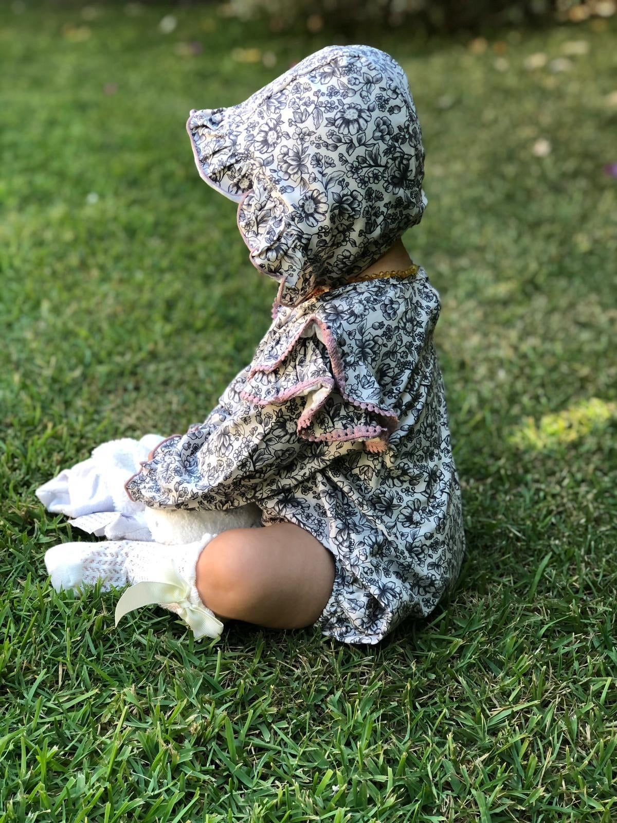 Entero en volado y capota morado