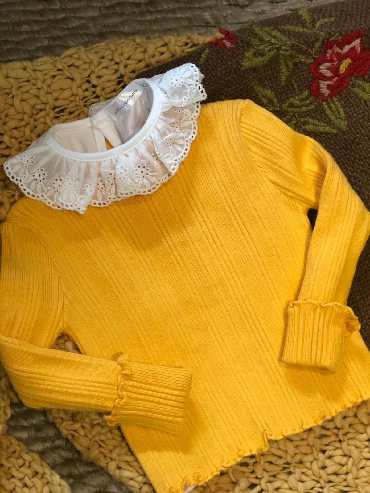 Polera en hilo mostaza